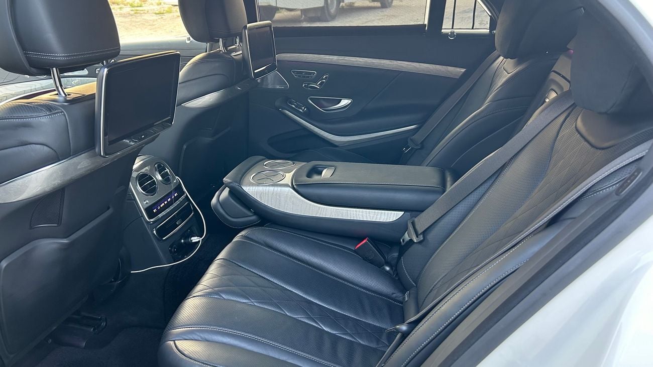 Mercedes-Benz S 550 Mercedes-Benz S 550