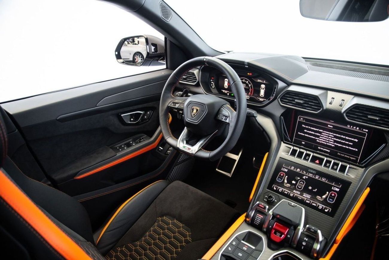 لامبورغيني اوروس 4.0T