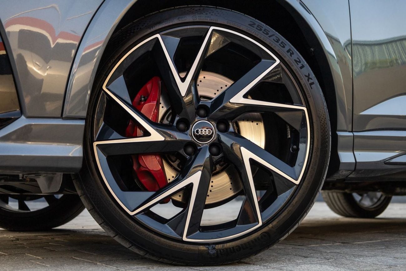 أودي RSQ3 Sportback TFSI quattro 2.5L Audi RS Q3 Sportback TFSI Quattro S-Tronic 2024 GCC | Agency Warranty | Service Contract