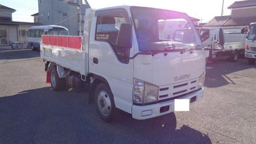 إيسوزو ايلف NKR85AD