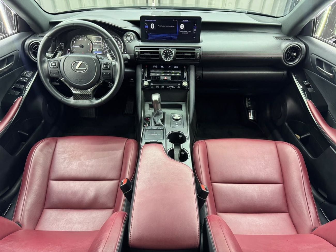Lexus IS300 ELEGANT GCC | Al Futtaim warranty 2027 | Al Futtaim full service History