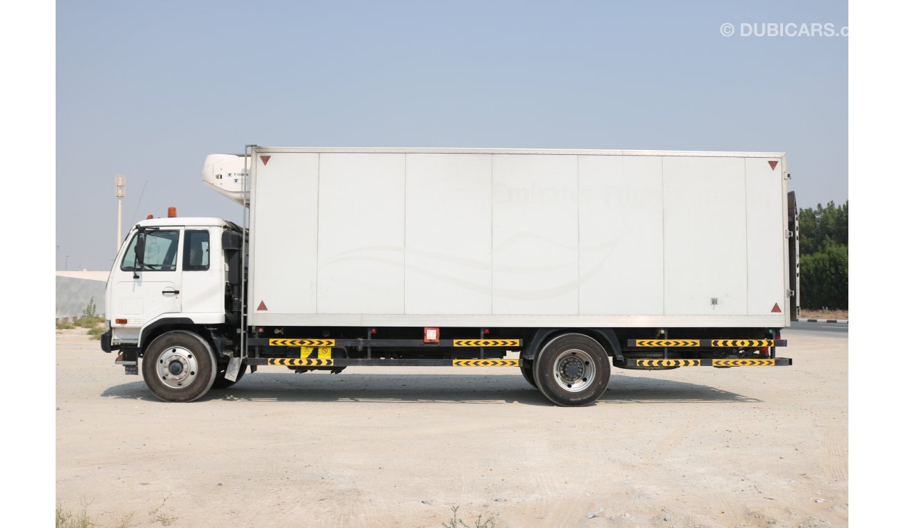 نيسان يونايتد ديزل PK210 WITH THERMOKING T-1000R FREEZER AND INSULATED BOX AND TAIL LIFT 12 TON TRUCK