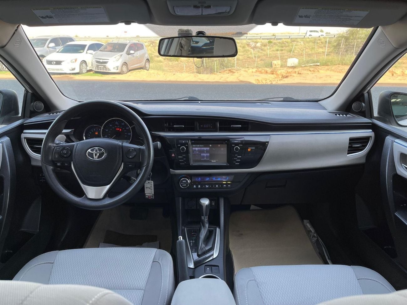 Toyota Corolla LE 1.8L V4 IN PERFECT CONDITION