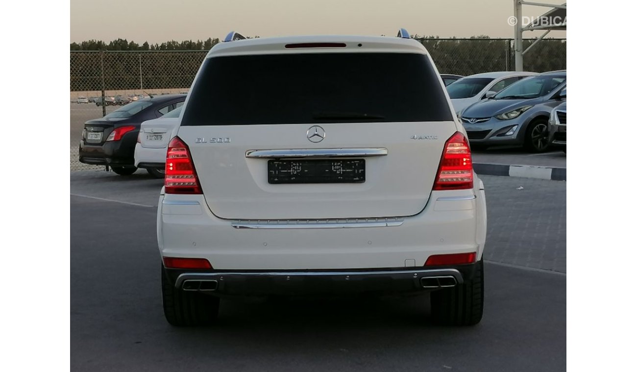 Mercedes-Benz GL 500 Mercedes GL 500 2012 Gcc Specefecation Very Clean Inside And Out Side Without Accedent Full Option N