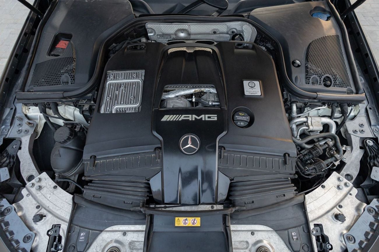 Mercedes-Benz E 63 S AMG Std 4.0L 2018 Mercedes-Benz E-Class 63 AMG S Stage 2 with 720+ hp Korean Spec | Warranty
