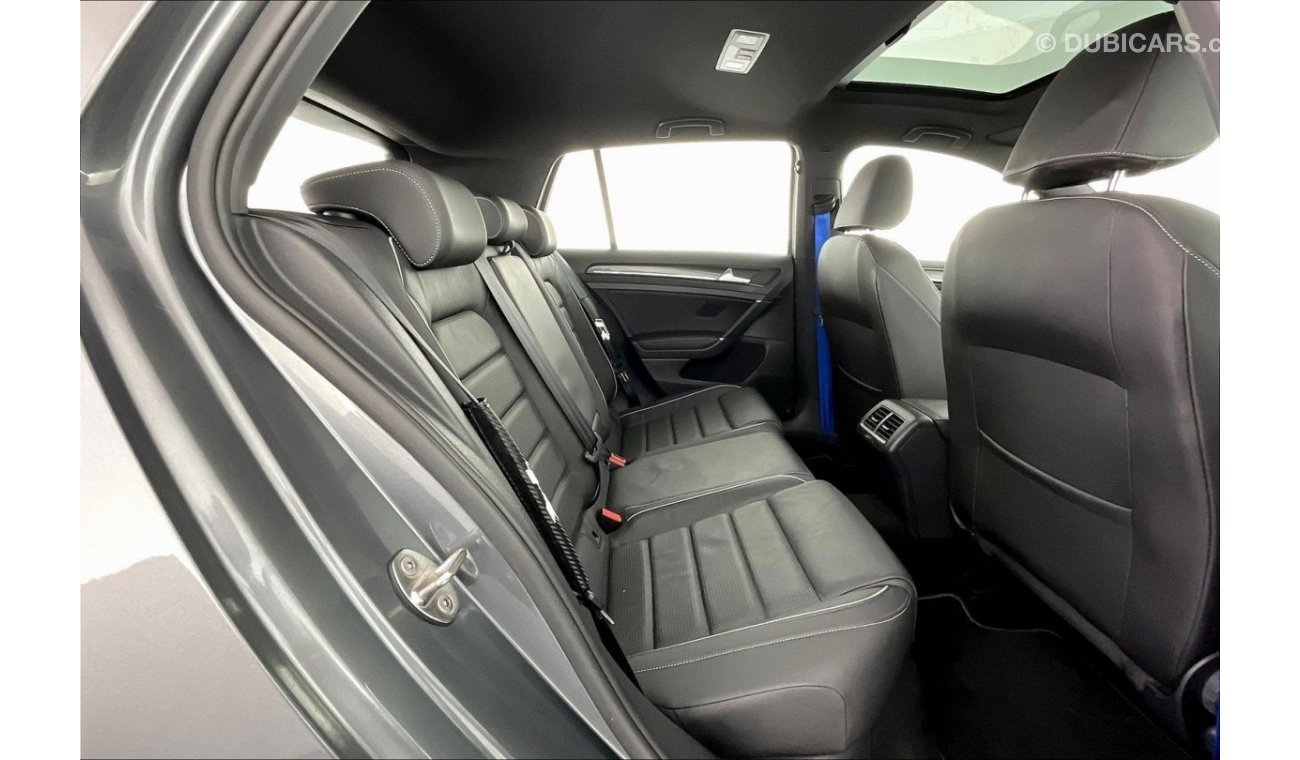 Volkswagen Golf R - Leather w/sunroof