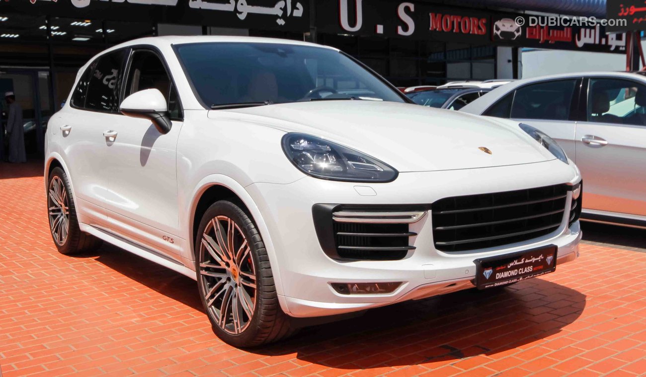 Porsche Cayenne GTS