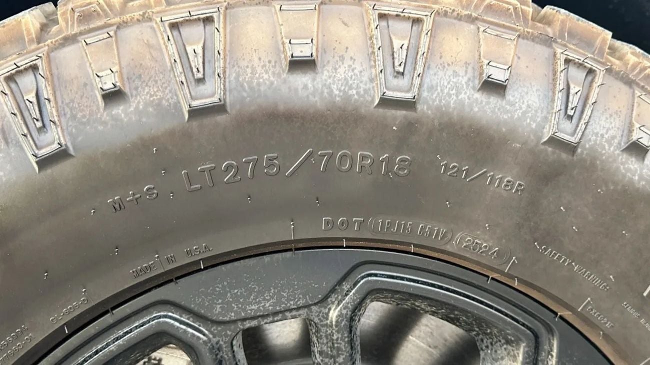 رام 1500 Rebel X 3.0L TT Crew Cab with Rambox {Export Only}