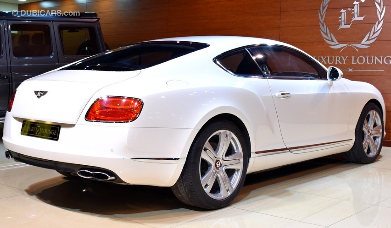 بنتلي كونتيننتال جي تي Mulliner V8