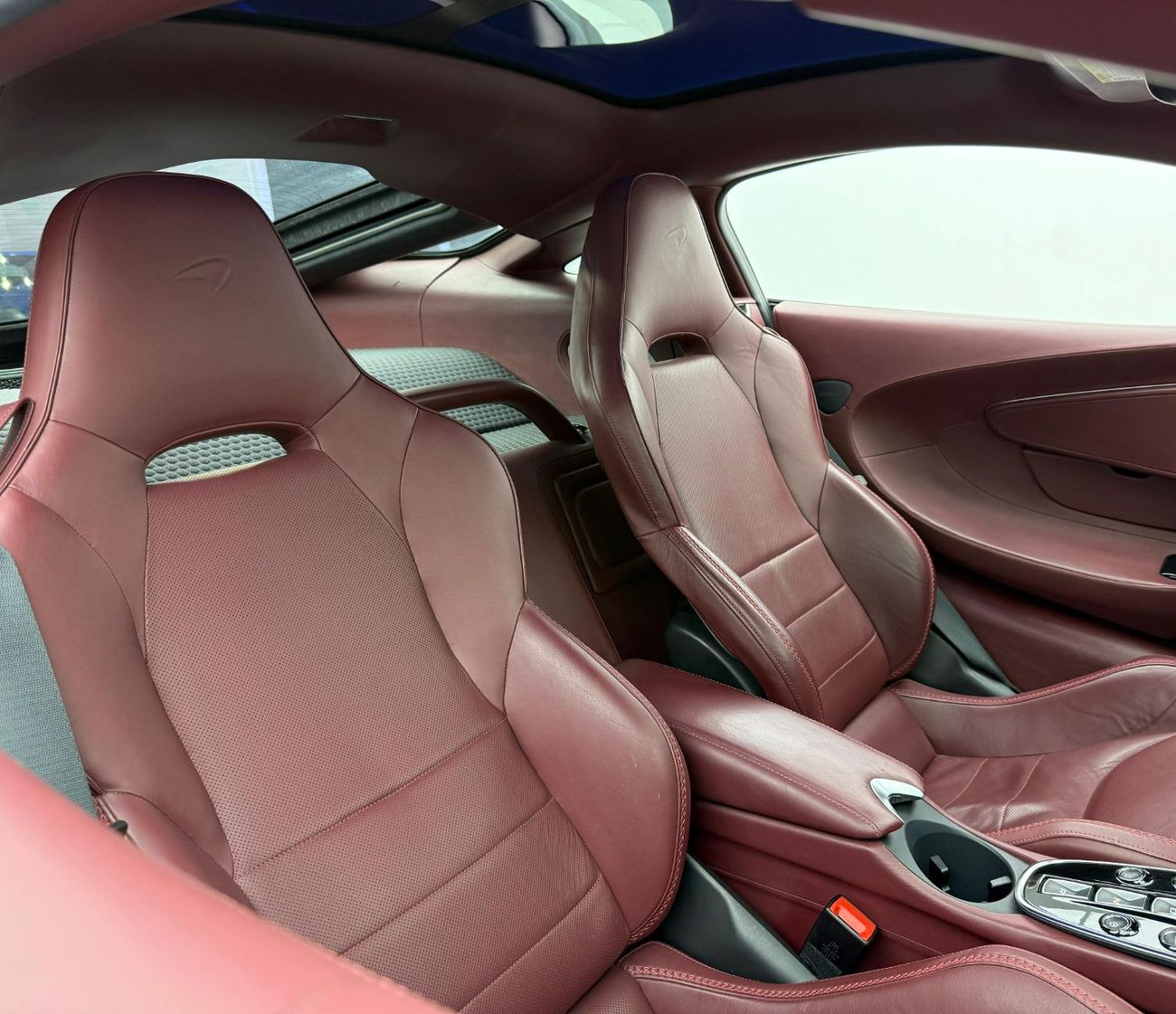 McLaren GT 2020 McLaren GT, Full Service History, Very Low Km, Excellent Condition, Canadian