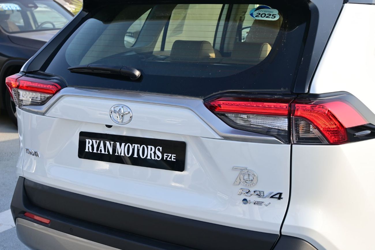 تويوتا راف ٤ Toyota RAV4 Limited 2.5L Hybrid, AWD, Model 2025 Color White