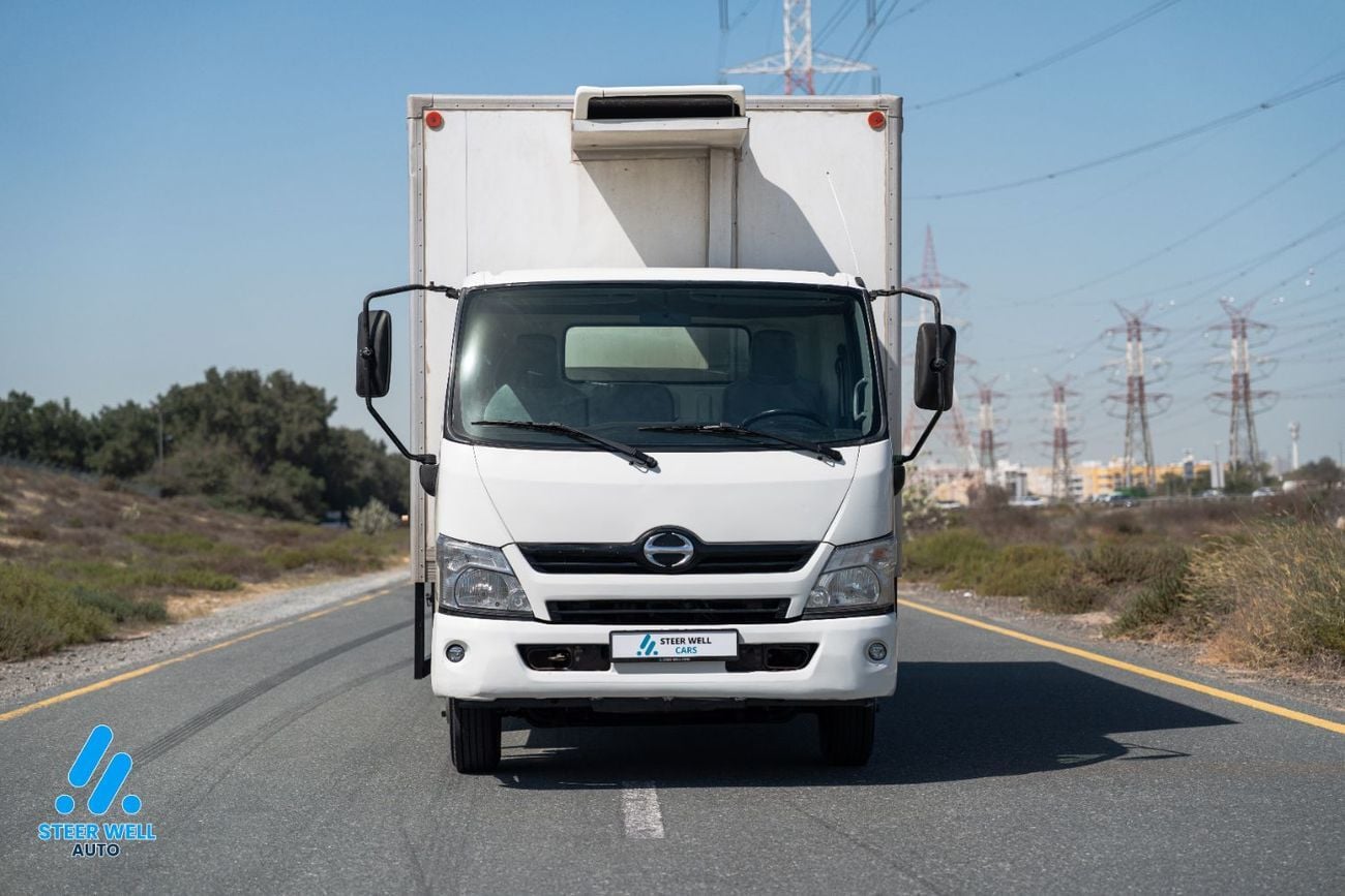 هينو 300 2020 Hino 300 916 4.0L Diesel Manual | Long Chassis Chiller Box | GCC Specs