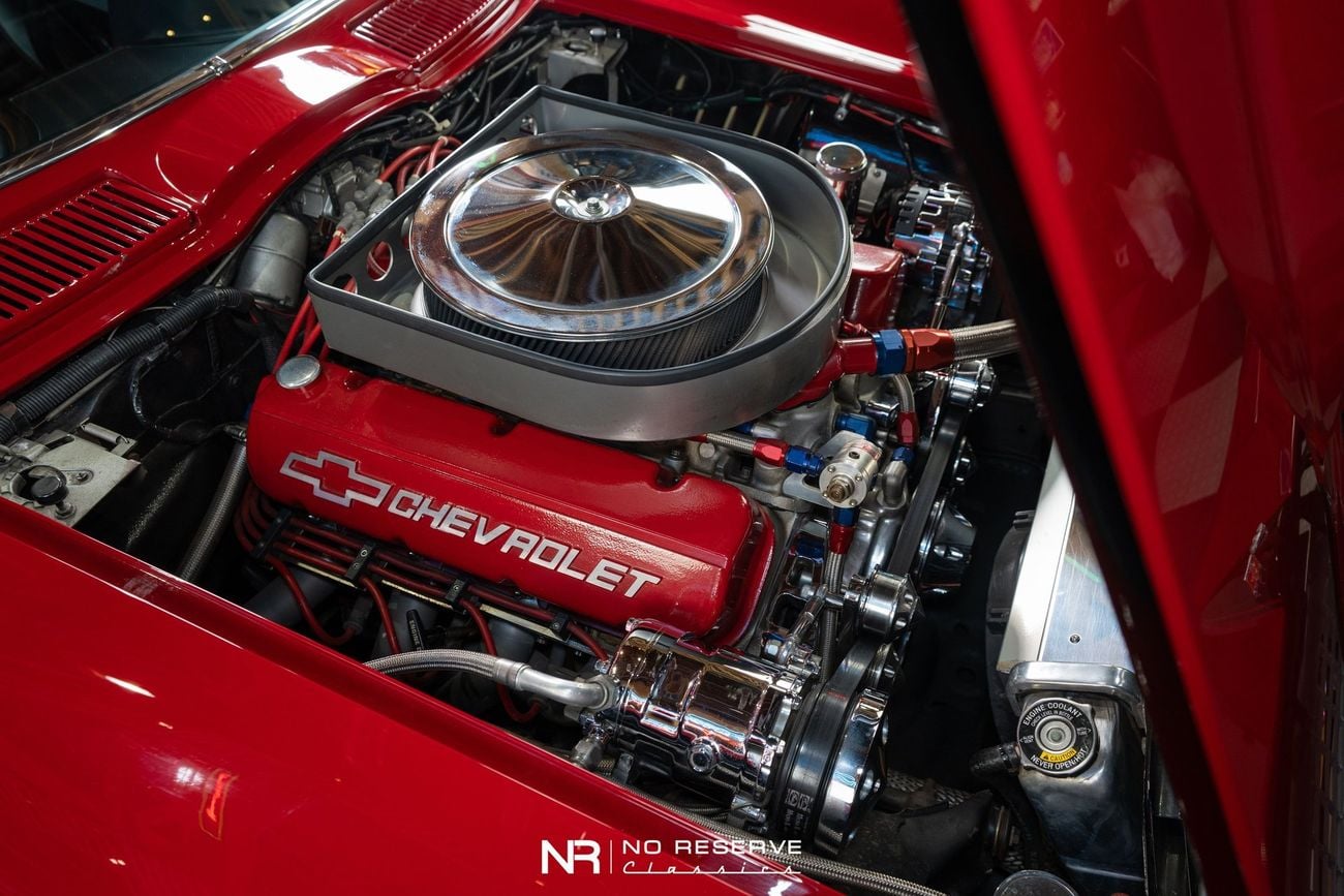 شيفروليه كورفت ZZ502 6 Speed Widebody Restomod