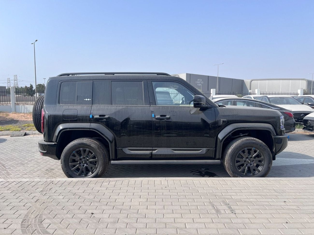 بي واي دي ليوبارد 5 ultra black-beige