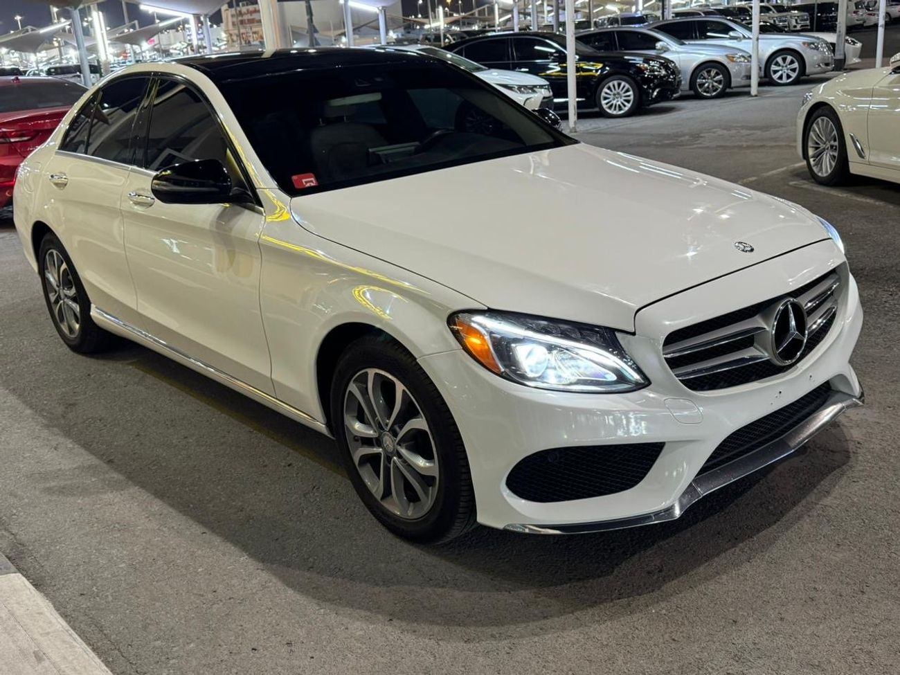 مرسيدس بنز C 300 مرسيدس C300 فل اوبشن وارد امريكا بحالة جيدة