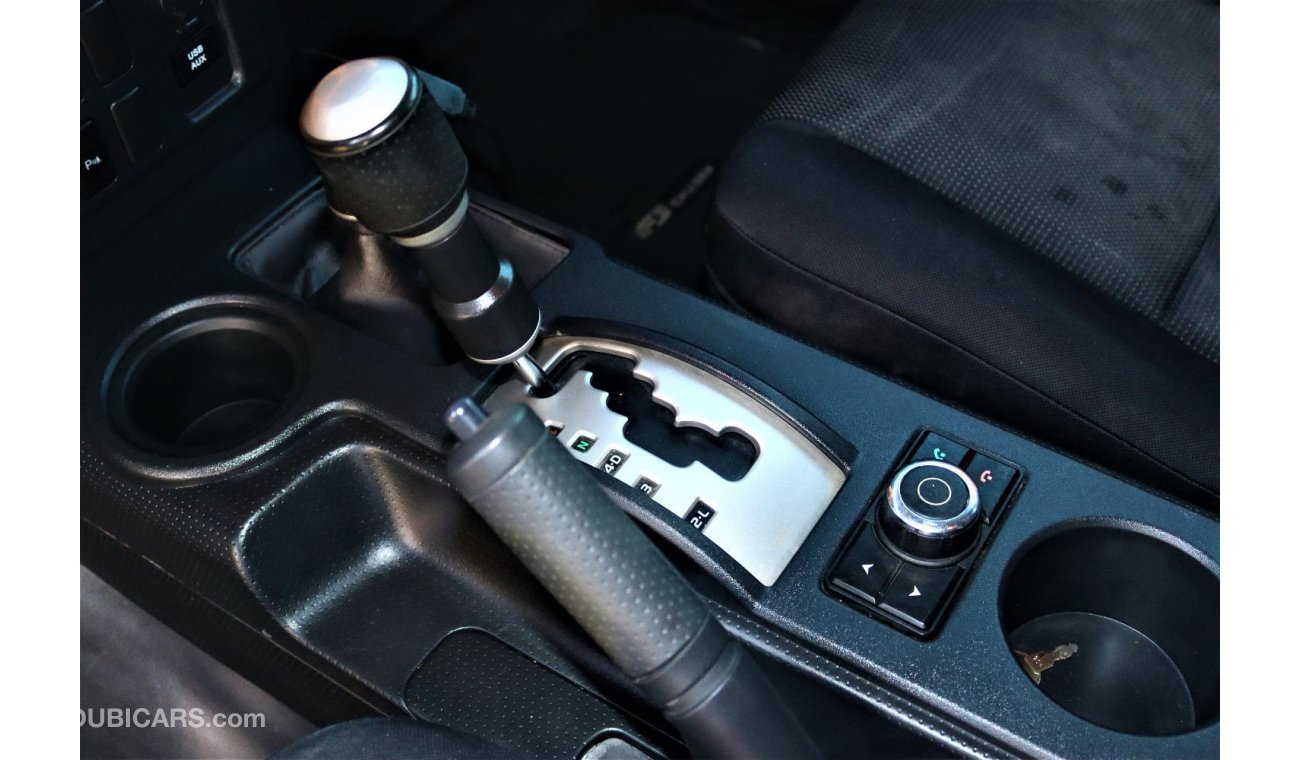 Toyota FJ Cruiser VXR Air Conditioning, Alarm/Anti-Theft System, AM/FM Radio, Aux Audio In, Bluetooth System, Cassette