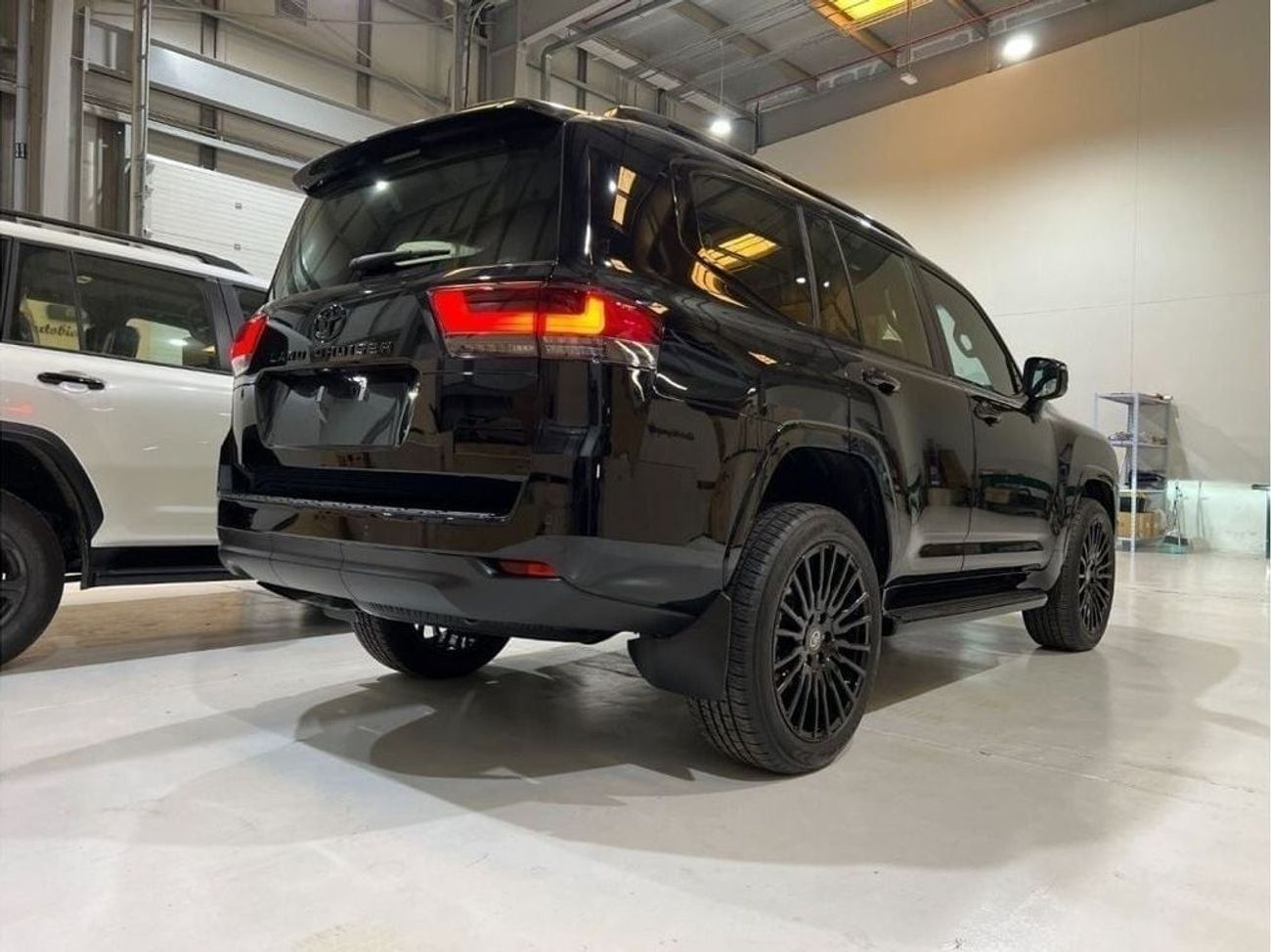 Toyota Land Cruiser Black Edition VX with 22 Inch Forged Wheels Starlight