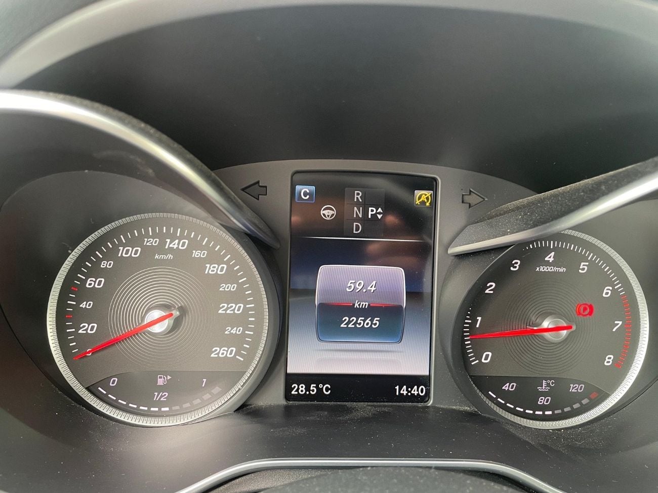Mercedes Benz C200 AMG