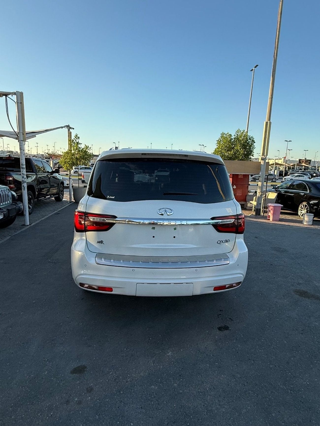 إنفينيتي QX80 Excellence 5.6L
