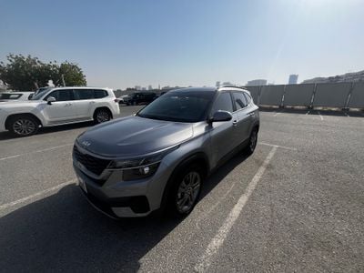 Kia Seltos EX