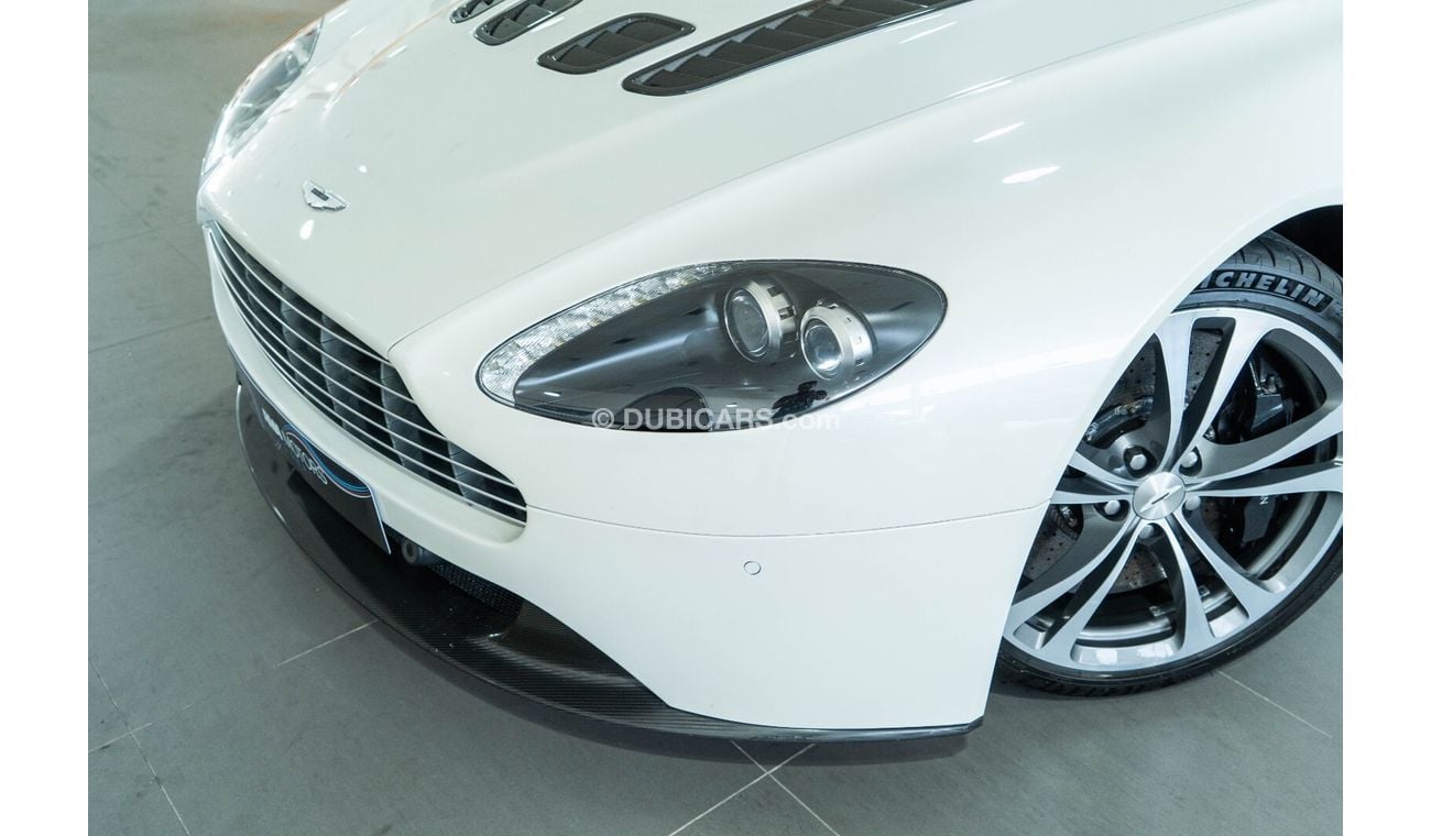 Aston Martin Vantage 2010 Aston Martin Vantage  6.0L V12 Manual 510 BHP / Full Aston Martin Service History