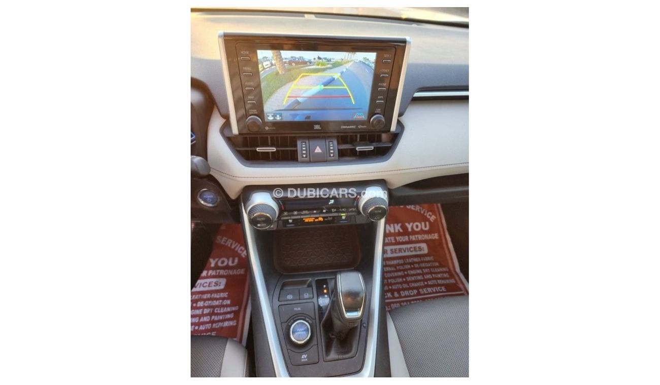Toyota RAV4 TOYOTA RAV4 XLE HYBRID 2019