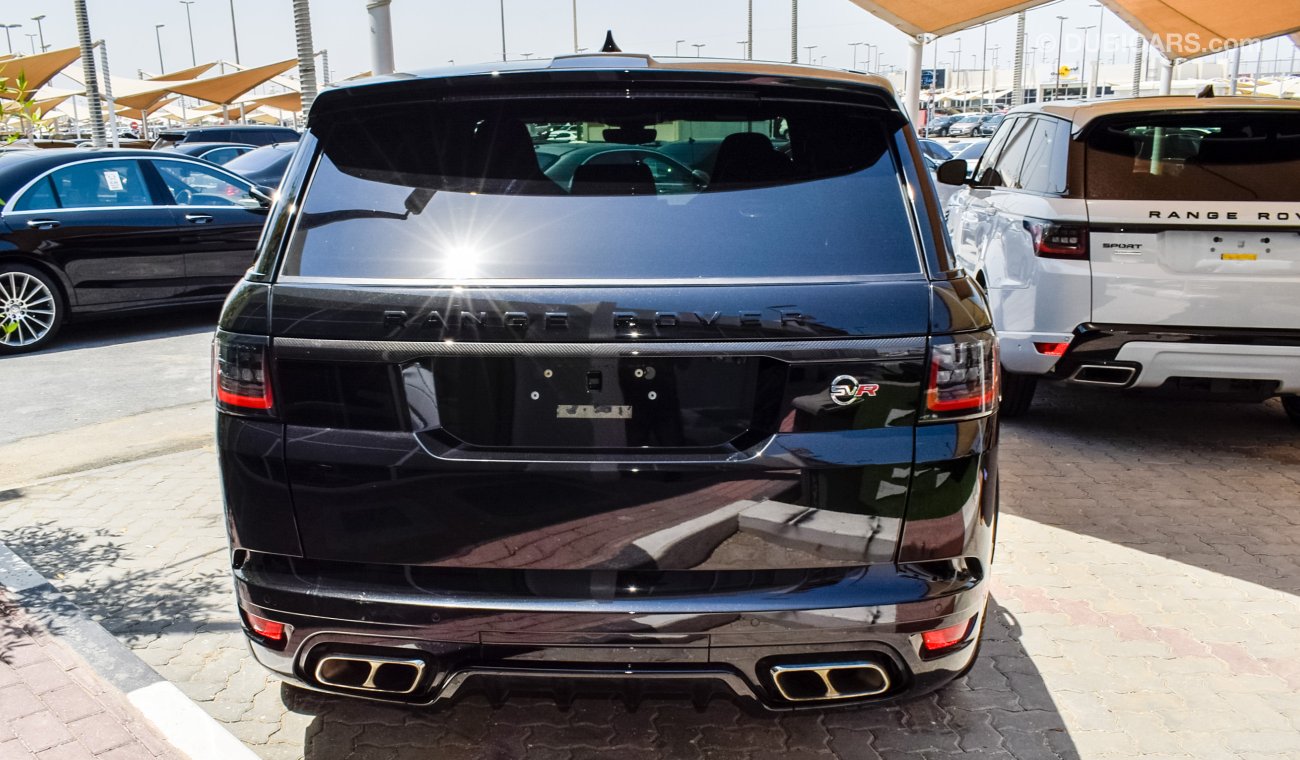 Land Rover Range Rover Sport SVR