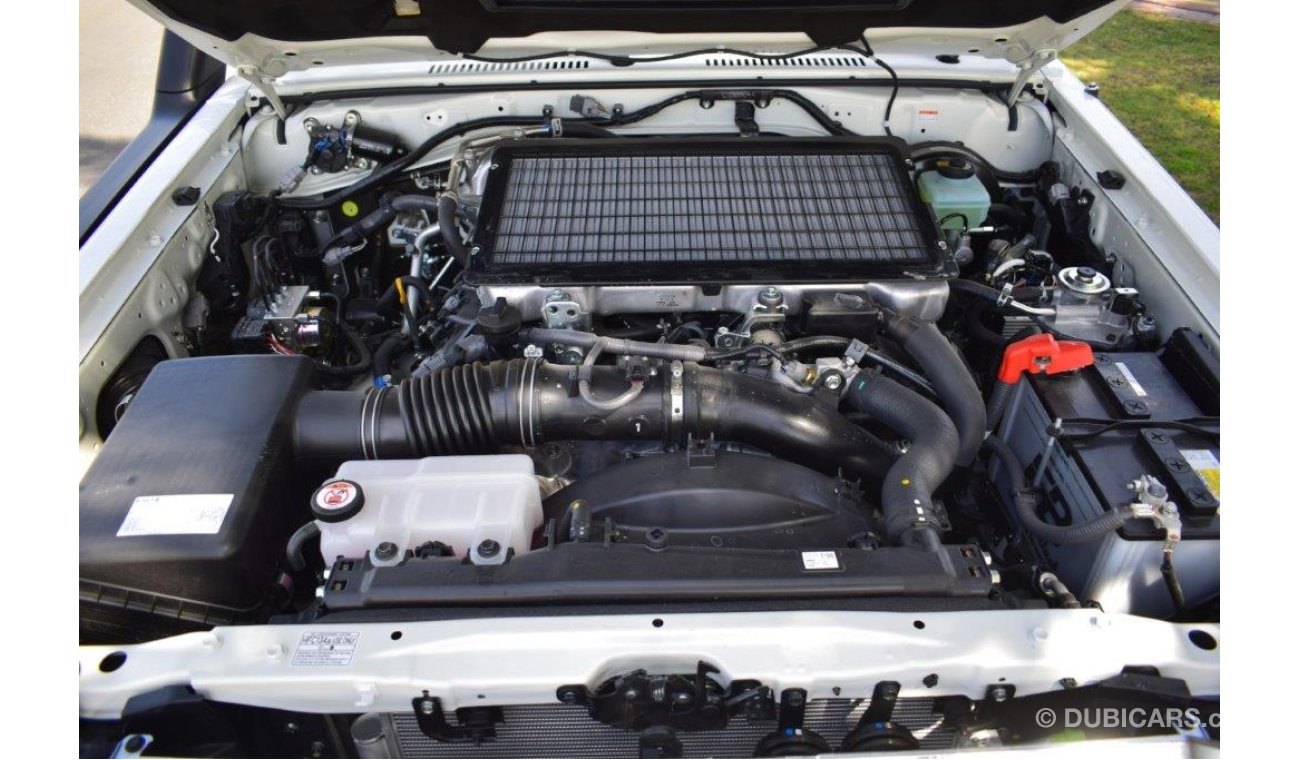 تويوتا لاند كروزر هارد توب 76   LX  V8 4.5 TURBO DIESEL 4WD MANUAL TRANSMISION WAGON
