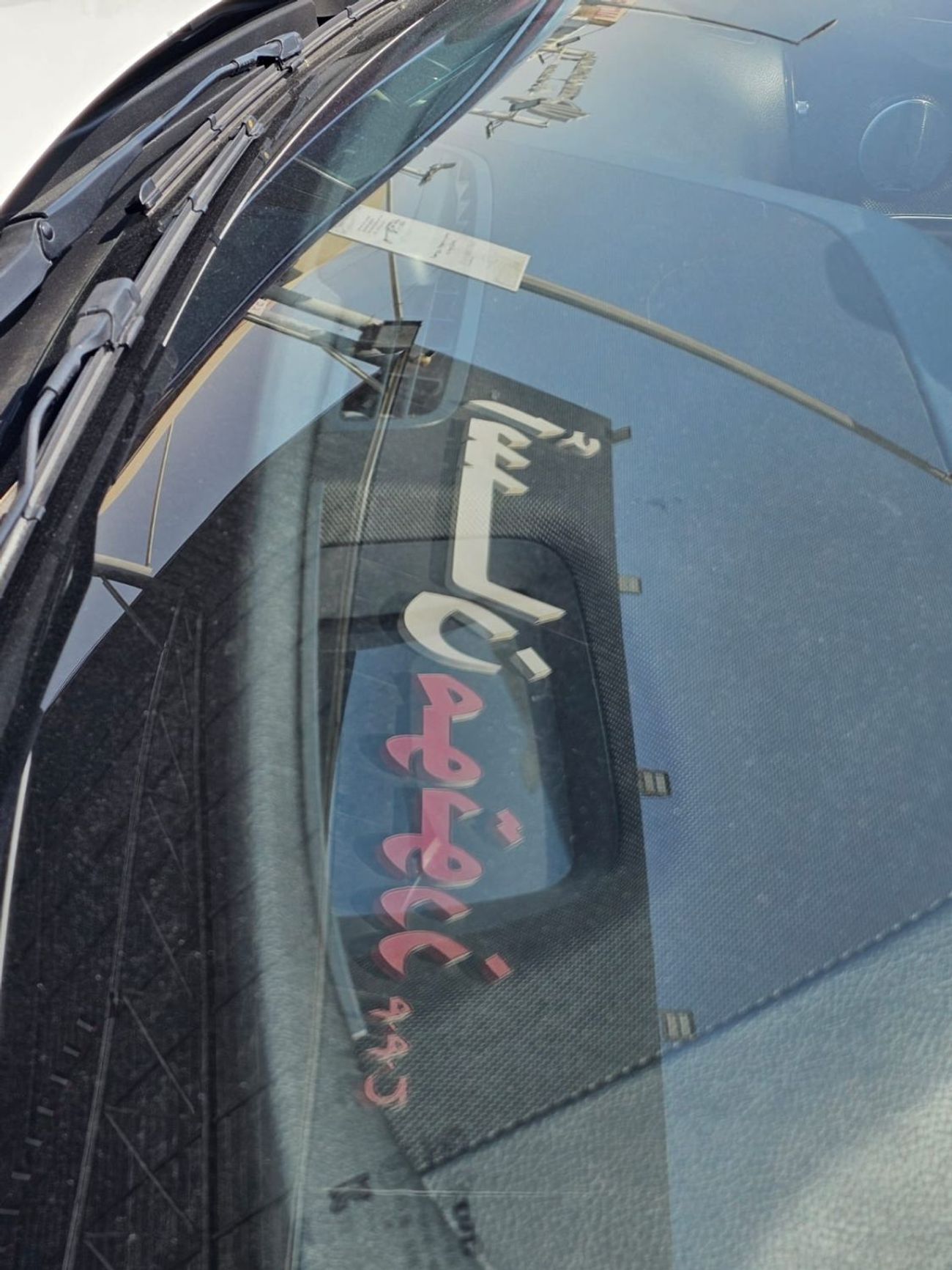 مرسيدس بنز E300 Mercedes-Benz E 300 4MATIC 2.0L