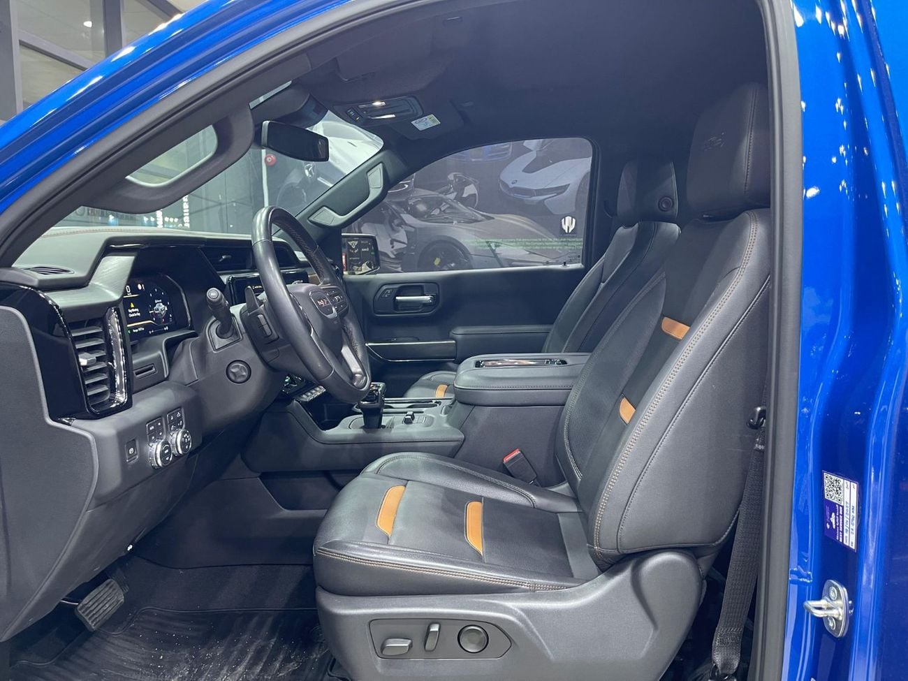 GMC Sierra 5.3L V8 AT4 Crew Cab (AWD)