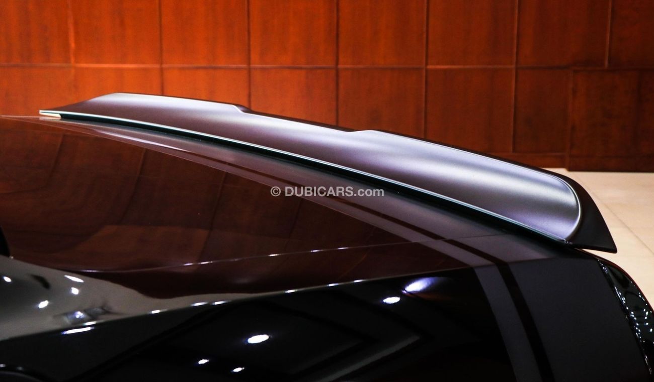 Dodge Challenger 6.4 L HEMI