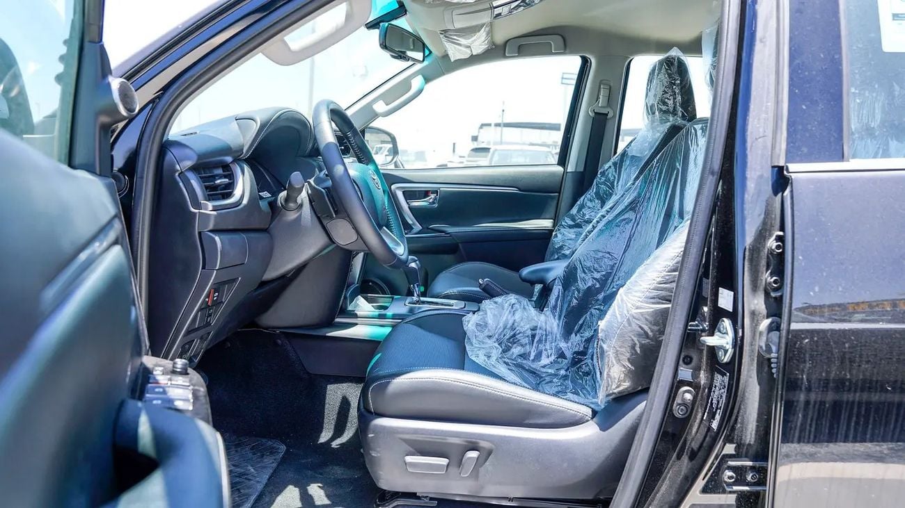 Toyota Fortuner SR5 V6 GCC Specs BRAND