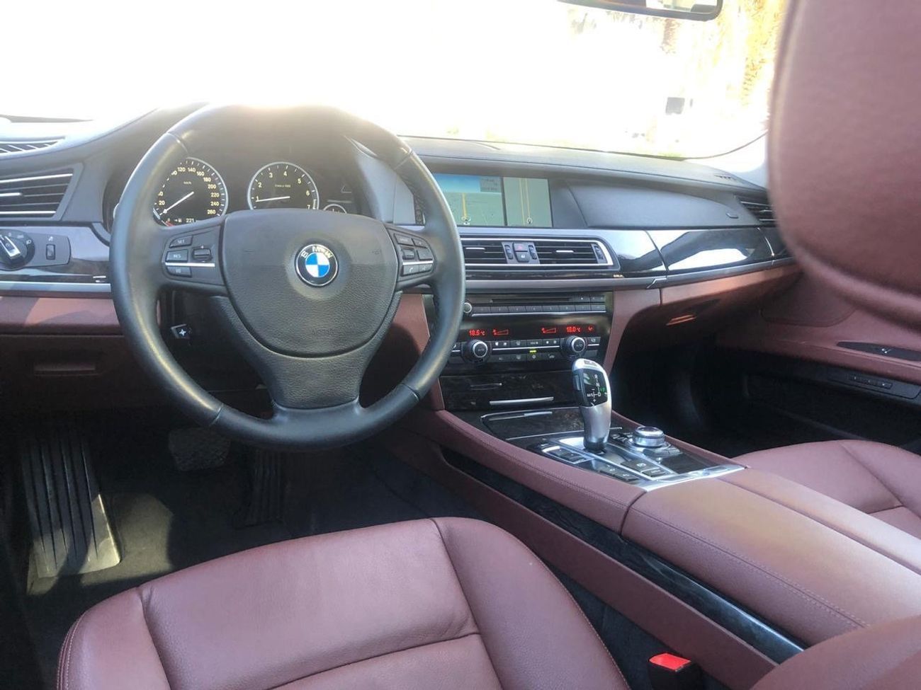 BMW 740Li Exclusive 3.0L