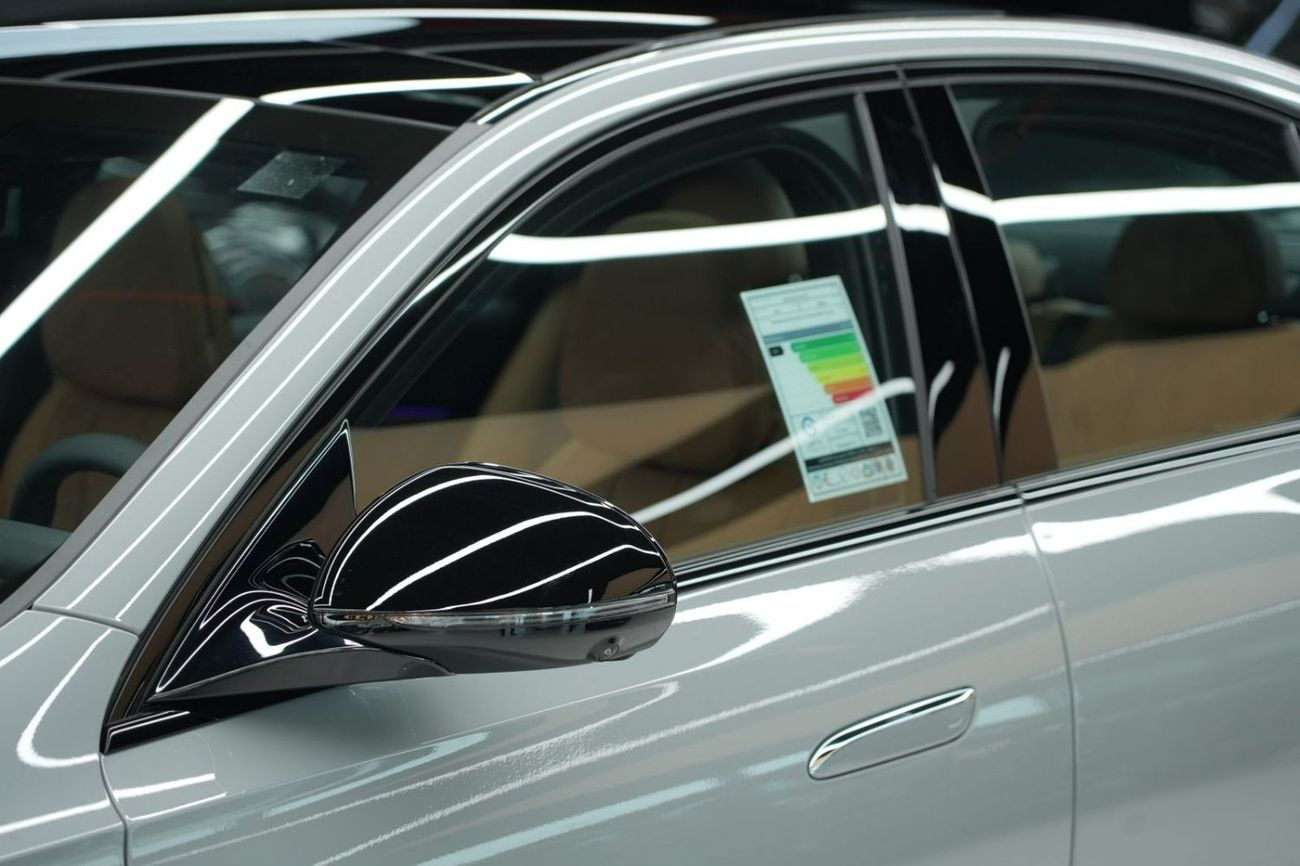 مرسيدس بنز E300 Mercedes-Benz E 300 | 2026 GCC 0km | Agency Warranty | AMG Package | DIGITAL LIGHT