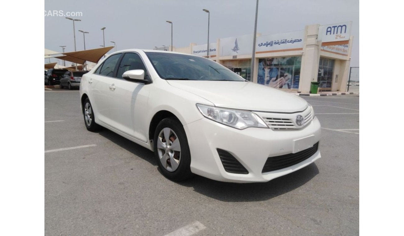 Toyota Camry Toyota camrey 2014 gcc very good car