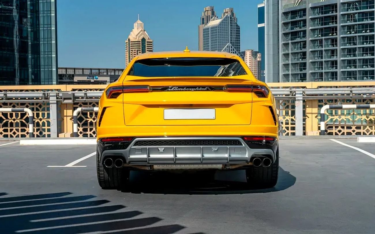 لامبورغيني اوروس 4.0T V8 Performante