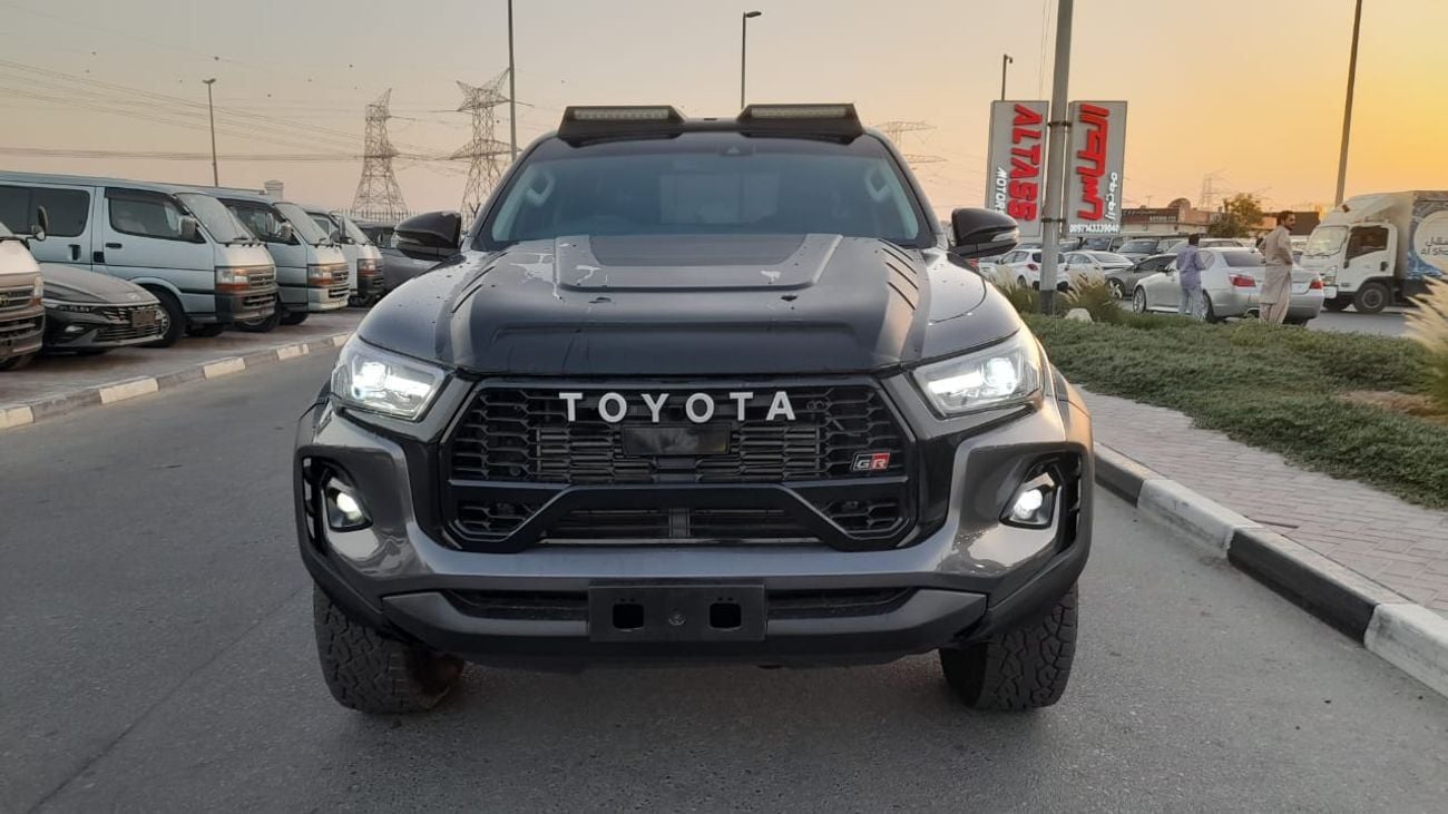 تويوتا هيلوكس SMARTCAP DIESEL RHD 2.8