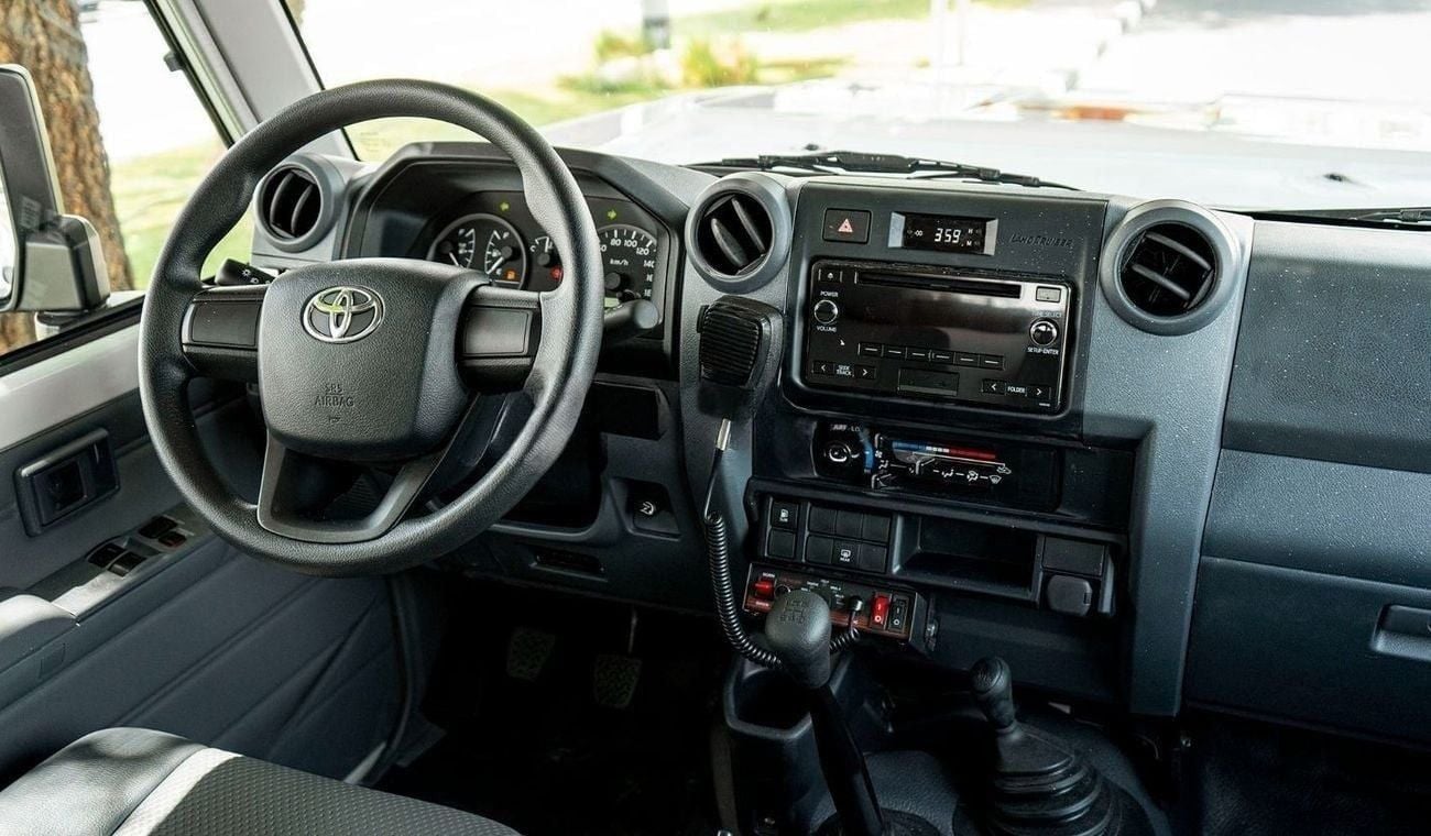 تويوتا لاند كروزر 70 LC 78 HARDTOP 2.8L MT Toyota land cruiser hard top lc78 ambulance 4.2L diesel MY2024