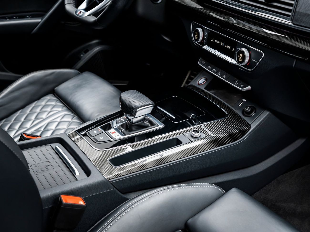 Audi SQ5 TFSI quattro 3.0L  2023 Audi SQ5, 2027 Audi Warranty & Service Contract, Low KMs, GCC