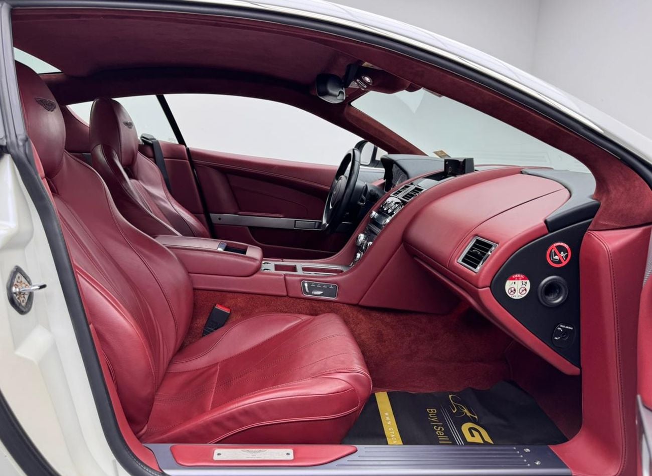 Aston Martin DB9 2014 Aston Martin DB9 Sport Edition, Full Aston Martin Service History, Excellent Condition, GCC