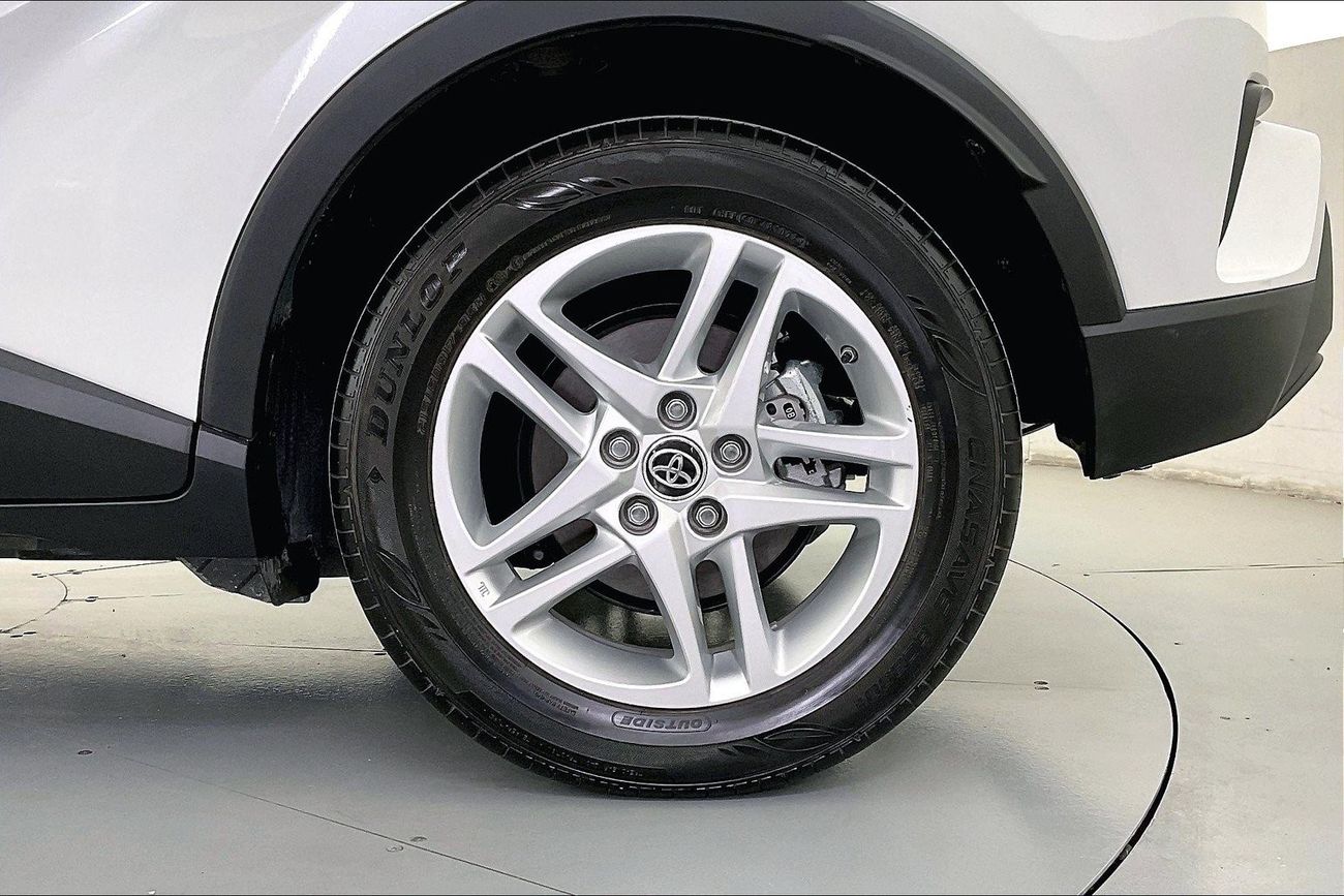 Toyota CHR VX| 1 year free warranty | Exclusive Eid offer