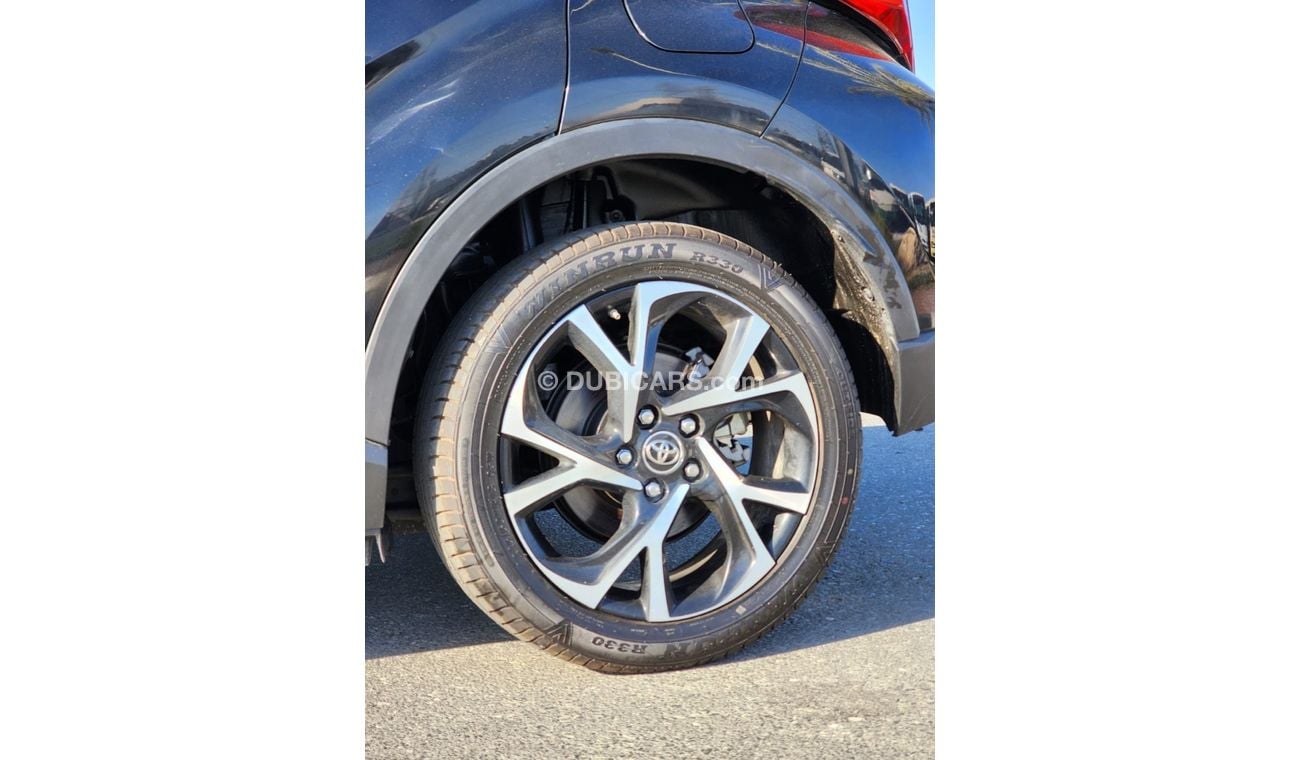 Toyota CHR TOYOTA C H R 2018 MODEL FULL OPTIONS