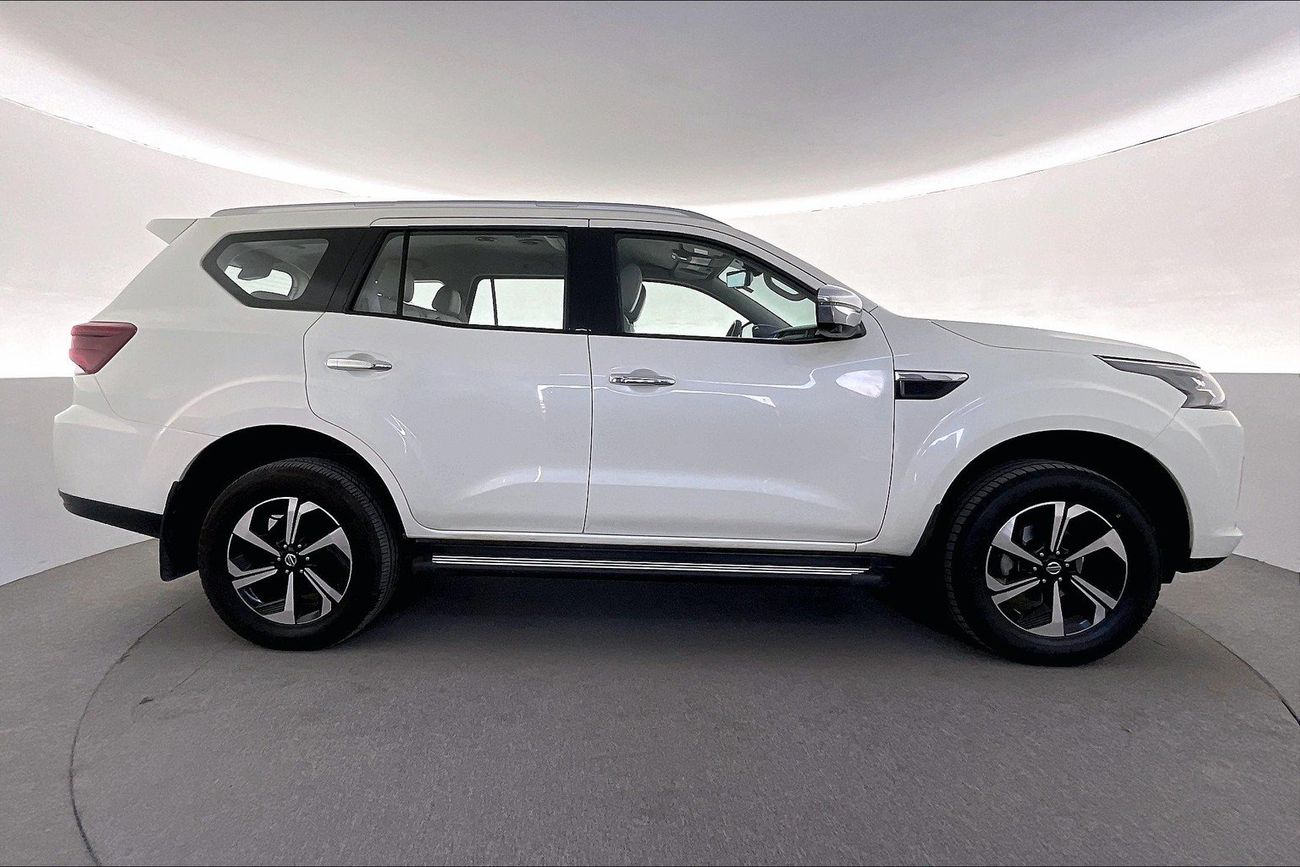 Nissan XTerra Platinum | Guaranteed Warranty | 0 Down Payment