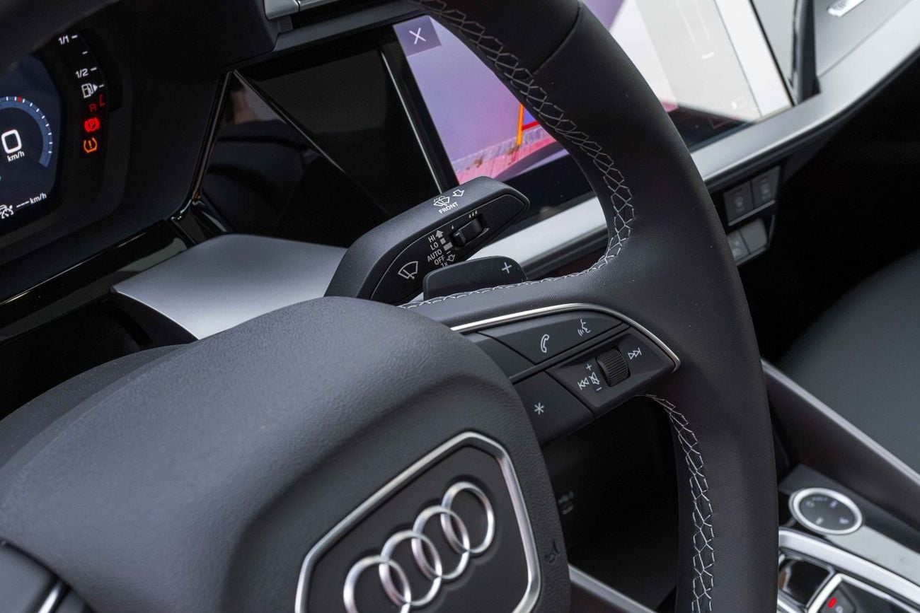 Audi A3 35 TFSI S-LINE Audi A3 1.5T 35 TFSI S-Tronic Sedan 2025 Grey (FOR EXPORT)