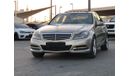 مرسيدس بنز C 200 موديل 2012 خليجي فل مواصفات كراسي جلد ومثبت سرعه وتحكم كهربي كامل ونظام صوت ممتاز وكاميرا خلفيه ومدخ