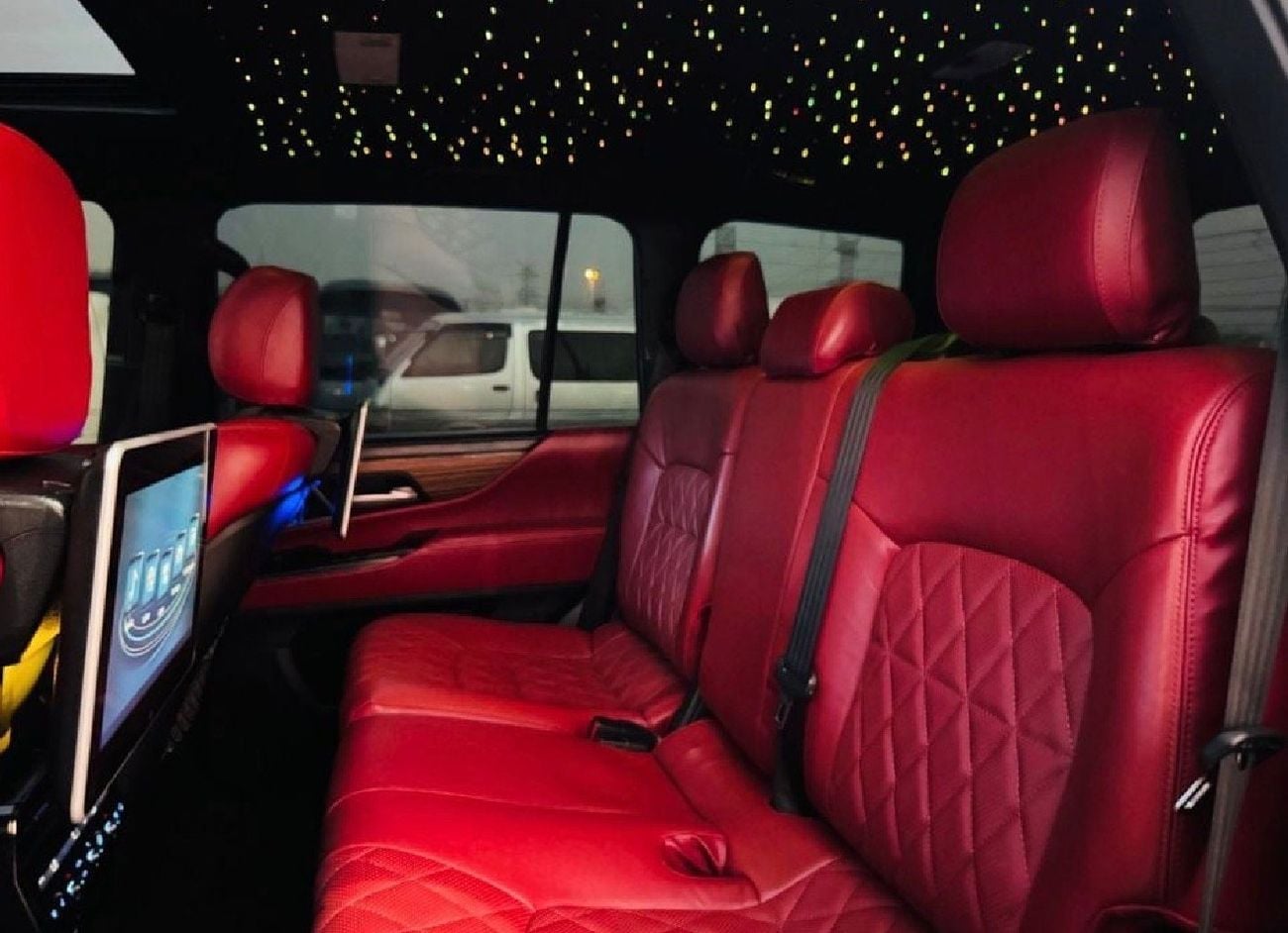 Toyota Land Cruiser 2020 Model Facelift to LC300 2025 Shape Exterior and Interior Both Car is very Clean and Perfect Con