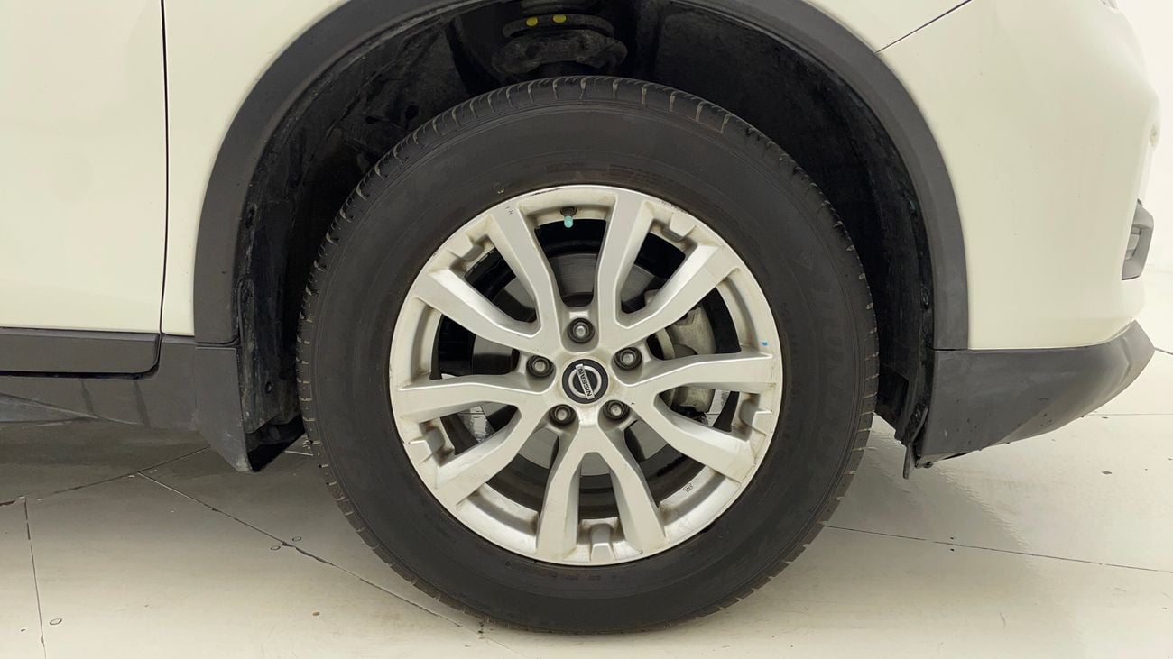 نيسان إكس تريل S 2.5 | بدون دفعة مقدمة | اختبار قيادة مجاني للمنزل