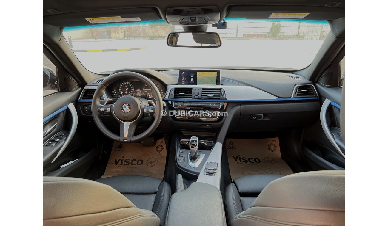 BMW 320i BMW 320 M SPORT PACKAGE