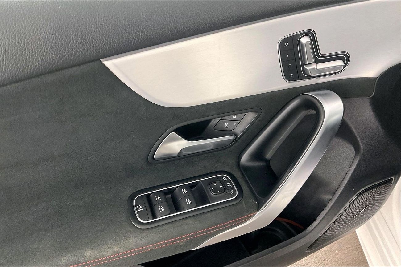 مرسيدس بنز A 200 Premium | شامل الضمان | 0 ﺪﻔﻋﺓ ﺃﻮﻟﻯ