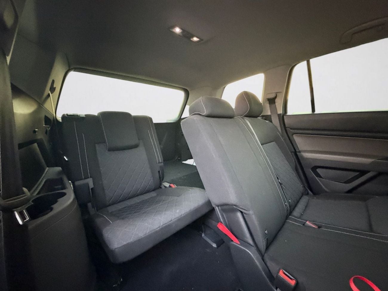 Volkswagen Teramont COMFORTLINE AED 920 P.M | 0% DOWN PAYMENT | VW TERAMONT COMFORTLINE 3.6L V6 | 2022 | GCC SPECS